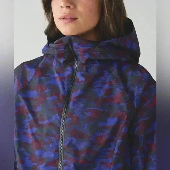 Lululemon Rain For Daze Jacket II in Hounds Camo Emperor Blue Black - Picture 6 of 12